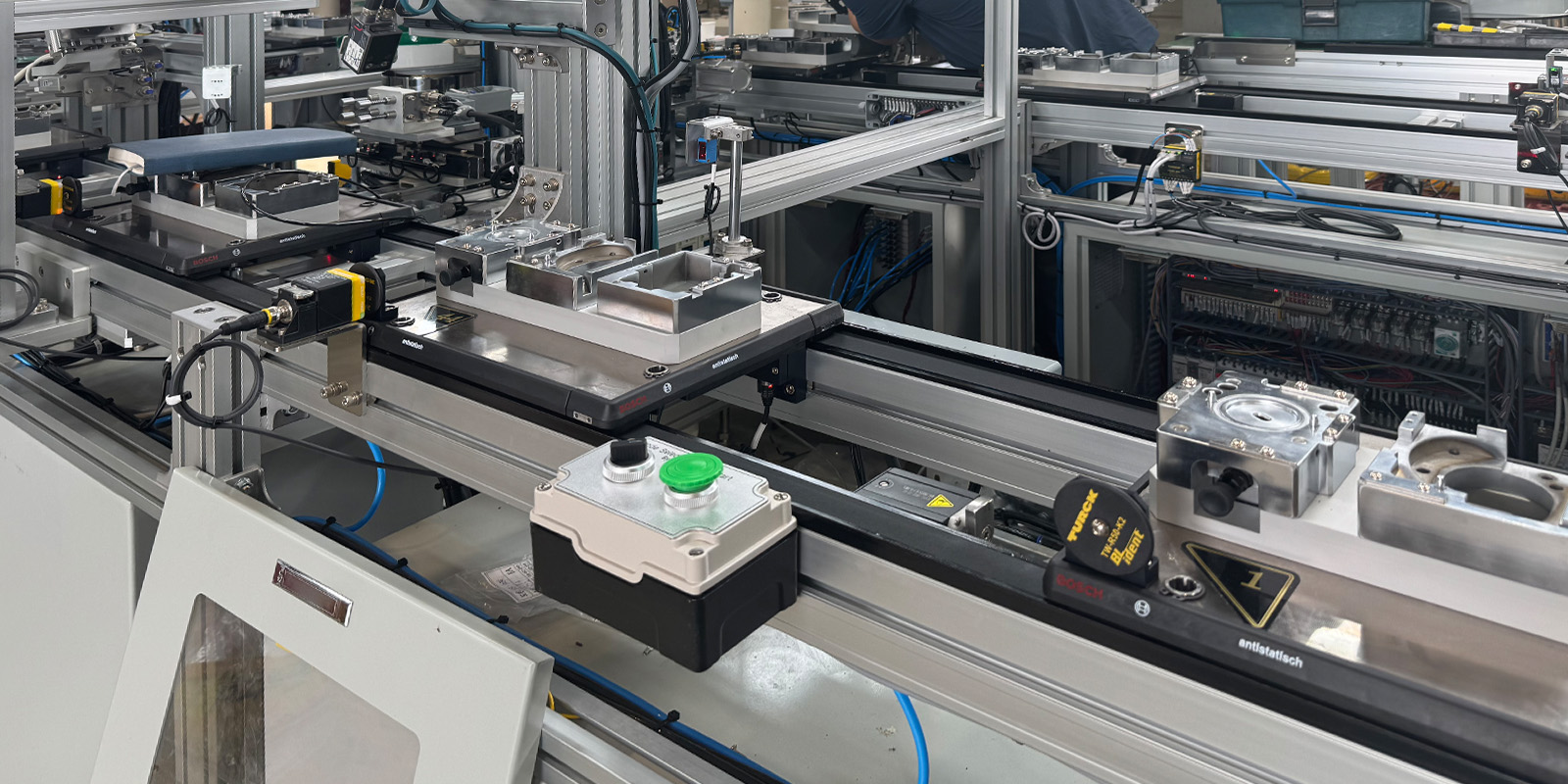 RFID installation on a conveyor assembly line